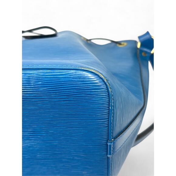 Louis Vuitton Epi Leather Petit Noe Bucket Bag - Picture 14 of 14